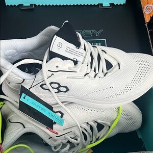 Rudis Journey Shoe Box